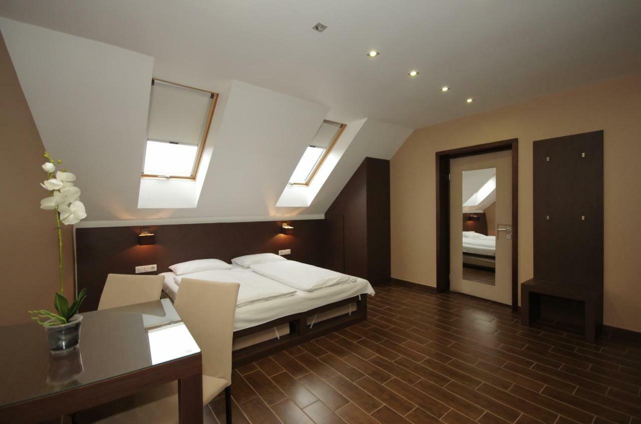 Royal Residence Apartments Gyula Εξωτερικό φωτογραφία