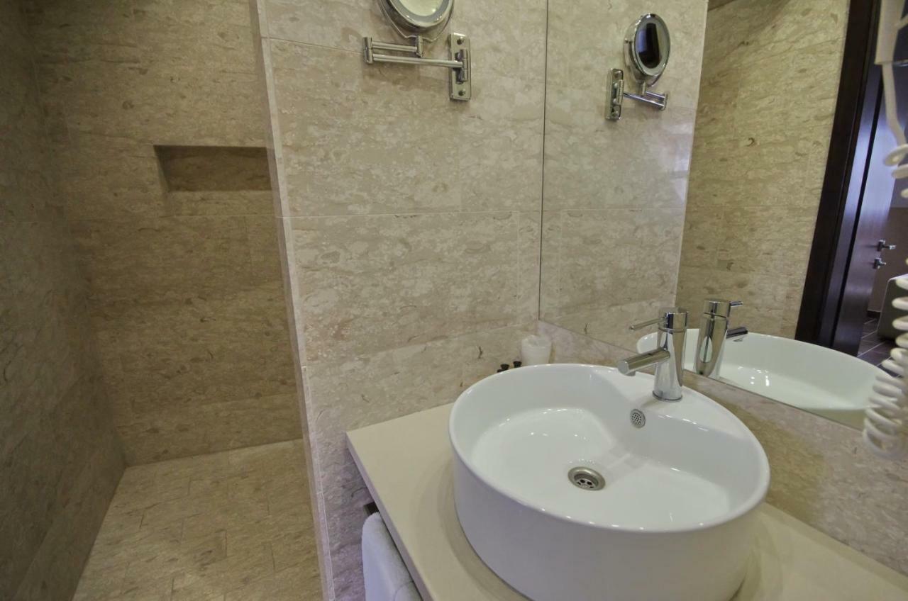 Royal Residence Apartments Gyula Εξωτερικό φωτογραφία